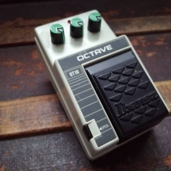 1980s Ibanez OT10 Octave Pedal Cream - used Ibanez              Octave        Guitar Effect Pedal
