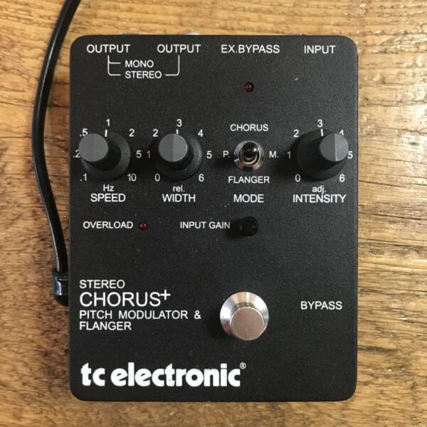 1990s TC Electronic Stereo Chorus + Pitch Modulator & Flan... - used TC Electronic               Chorus    Guitar Effect Pedal