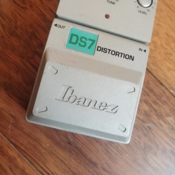 1990s Ibanez DS7 Distortion Grey - used Ibanez              Distortion     Guitar Effect Pedal