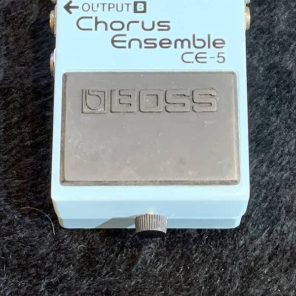 1991 - 2001 Boss CE-5 Chorus Ensemble (Blue or Pink Label) Blue - used Boss                  Chorus   Analogue Guitar Effect Pedal