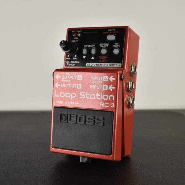2011 - Present Boss RC-3 Loop Station Red - used Boss    Stereo                  Guitar Effect Pedal