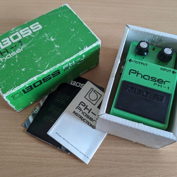 1977 - 1981 Boss PH-1 Phaser (Black Label) Green - used Boss      Phaser             Guitar Effect Pedal