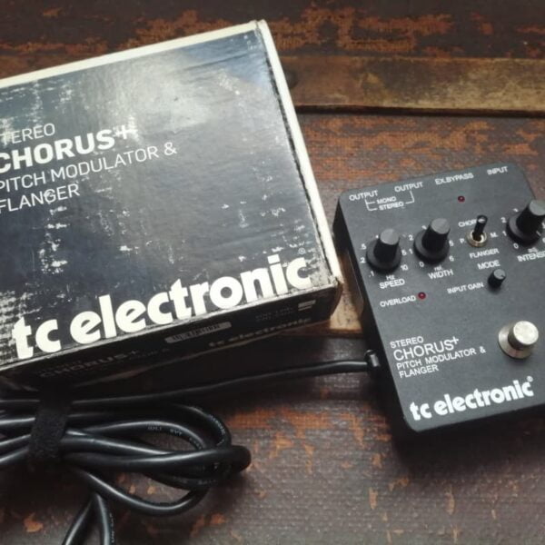 1990s TC Electronic Stereo Chorus + Pitch Modulator & Flan... - used TC Electronic         Flanger      Chorus    Guitar Effect Pedal