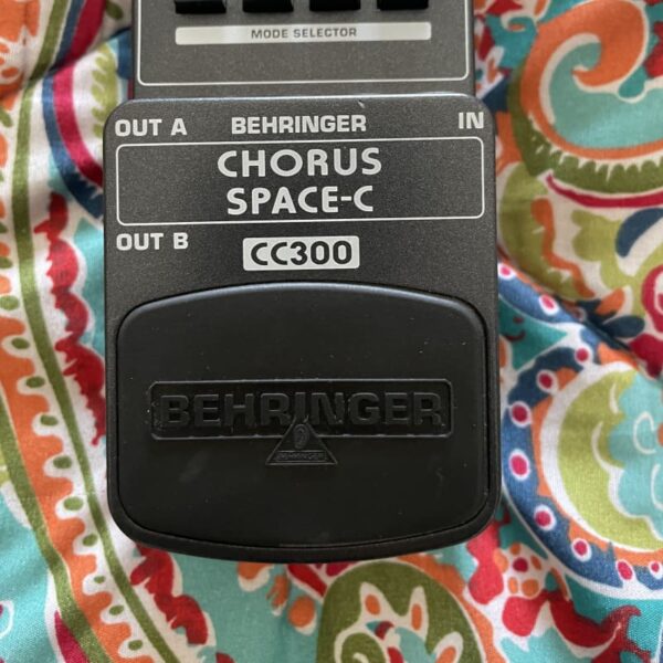 2000s Behringer CC300 Chorus Space-C Black - used Behringer        Power Supply              Guitar Effect Pedal