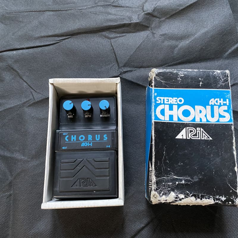 80s Aria ACH-1 - used Aria                  Chorus Boost   Guitar Effect Pedal