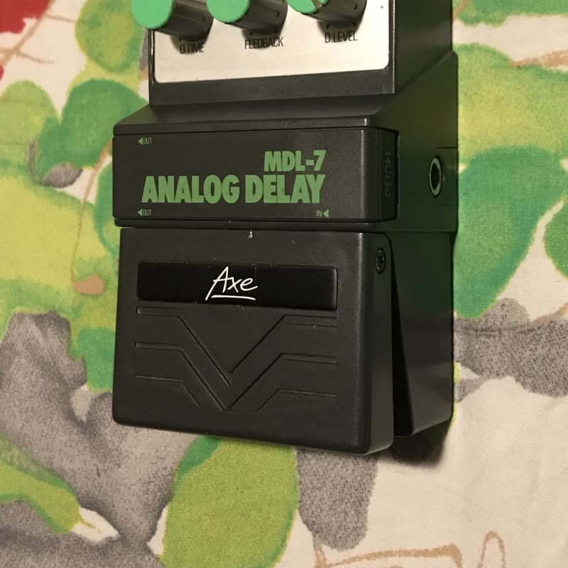 1980s AXE MDL-7 Analog Delay Black/Green - used AXE               Delay   Analogue Guitar Effect Pedal