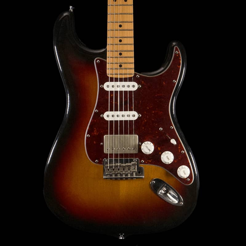 2010's Fender Unknown 2-Tone Sunburst - used Fender   Tuner Pedal                   Guitar Effect Pedal