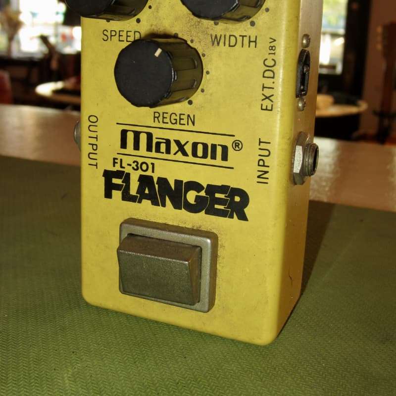 1980s Maxon FL-301 Flanger Pedal Yellow - used Maxon                     Flanger Guitar Effect Pedal