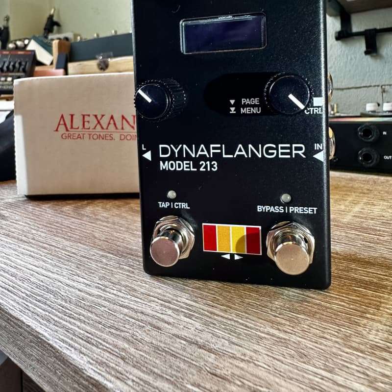 2023 - Present Alexander Pedals Dynaflanger Model 213 Black - used Alexander Pedals                     Flanger Guitar Effect Pedal