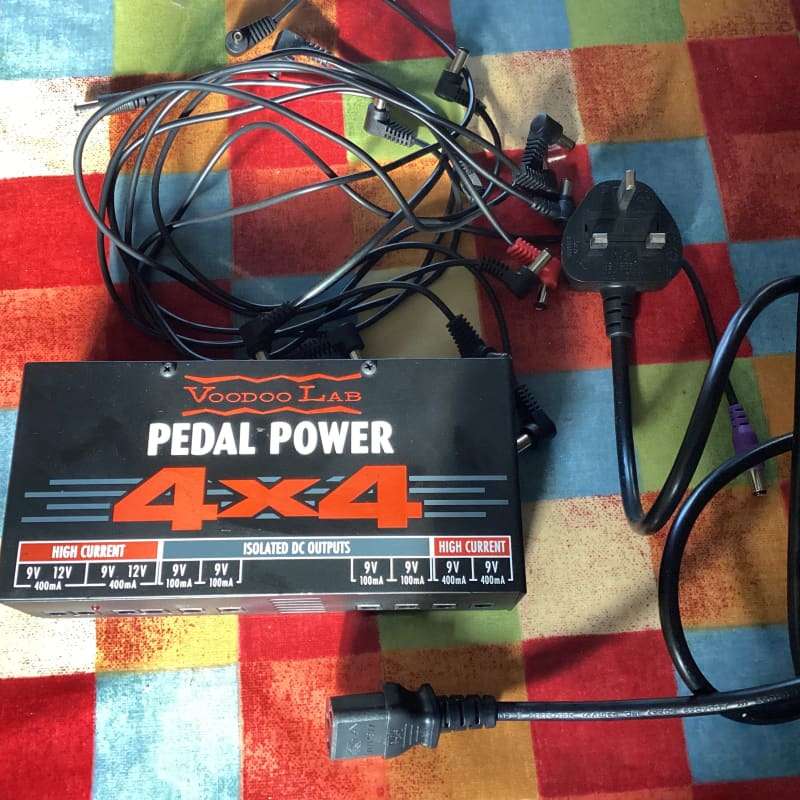 2010s Voodoo Lab Pedal Power 4X4 Black - used Voodoo Lab              Power        Guitar Effect Pedal