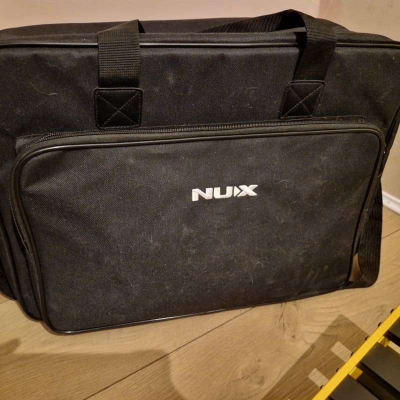 2010s NuX NPB-L Bumblebee Large Pedal Board with Soft Case Bla... - used Nux                     Pedalboard Guitar Effect Pedal
