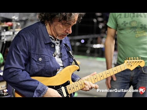 Watch Rig Rundown Video – Rig Rundown – Hall & Oates’ John Oates and Shane Theriot