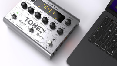 IK MultiMedia TONEX Bass Edition Pedal in Silver - Image 2