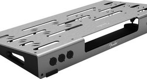 Fender Professional Pedalboard with Bag - Medium - Image 6