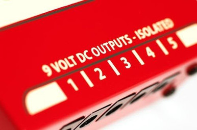 T REX Fuel Tank Junior 5 Way Pedal Power Supply - Image 4