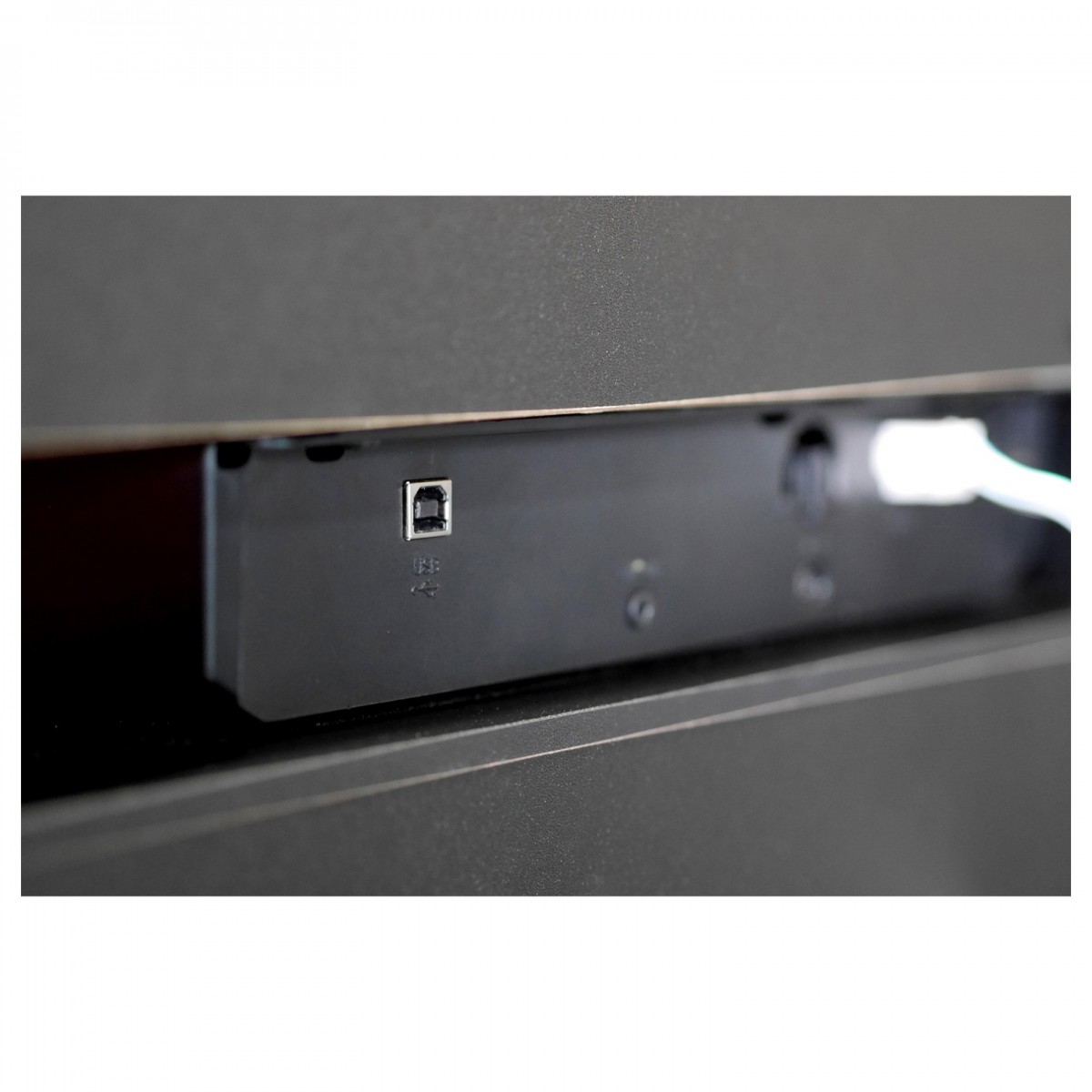 Korg LP-380U Digital Piano Black - Image 4