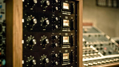 Universal Audio UA 1176 Classic FET Compressor - Image 4