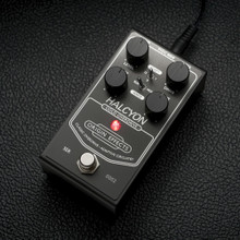 Origin Effects Halcyon Gold Overdrive Pedal - Black Edition - Image 3