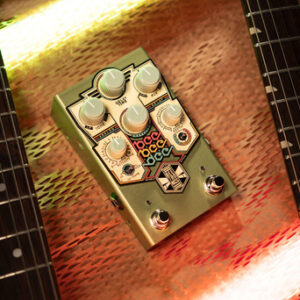 Beetronics Bee Bee Dee Analogue Delay FX Pedal - Image 6