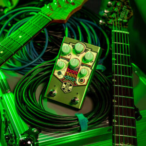 Beetronics Bee Bee Dee Analogue Delay FX Pedal - Image 5