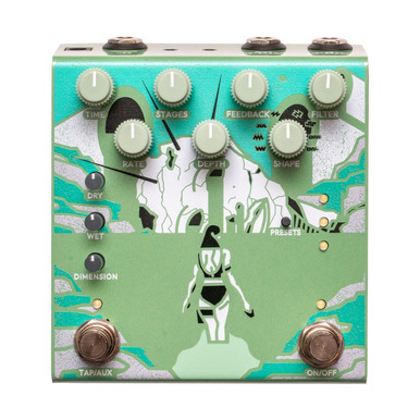 Old Blood Noise Endeavors Bathing liminal Delay Pedal in Algae