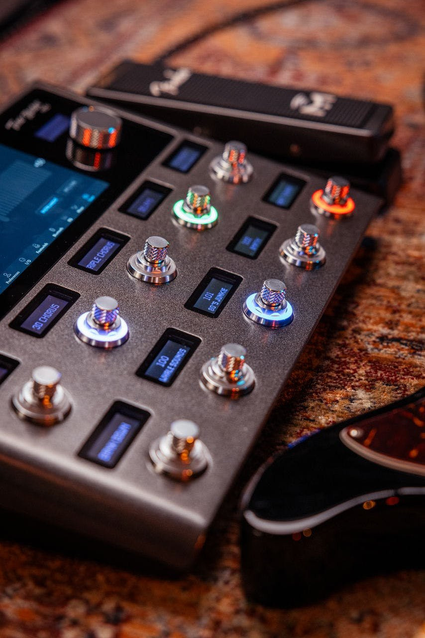 Fender Tone Master Pro Multi-Effects Guitar Workstation - Image 5