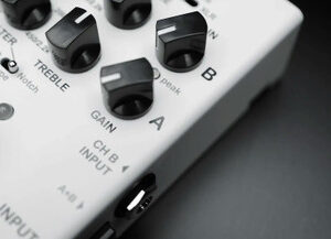 EBS Stanley Clarke Acoustic Preamp Pedal - Image 6