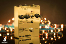 TC Electronic SCF Stereo Chorus Flanger Pedal Gold Special Edition - Image 3