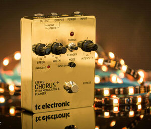 TC Electronic SCF Stereo Chorus Flanger Pedal Gold Special Edition - Image 2