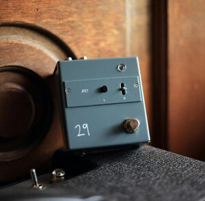 29 Pedals JFET Transistor Boost Pedal - Image 6