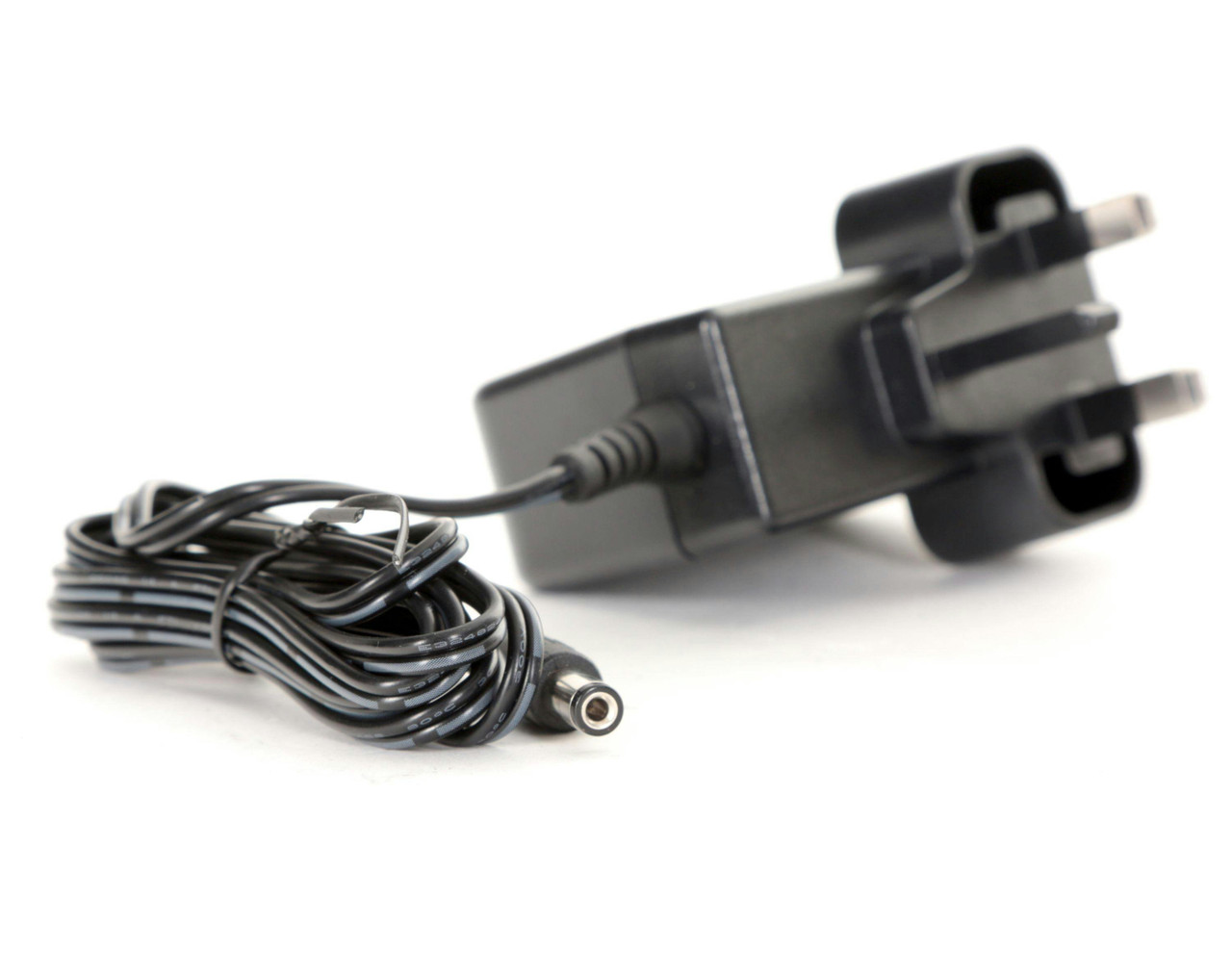 Stagg 9V 1.7 Amp DC Adapter For Guitar Effect Pedals - Image 5