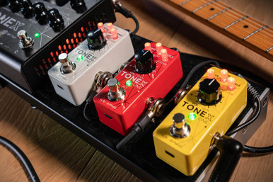 IK Multimedia TONEX ONE Brown Sound Limited Edition White