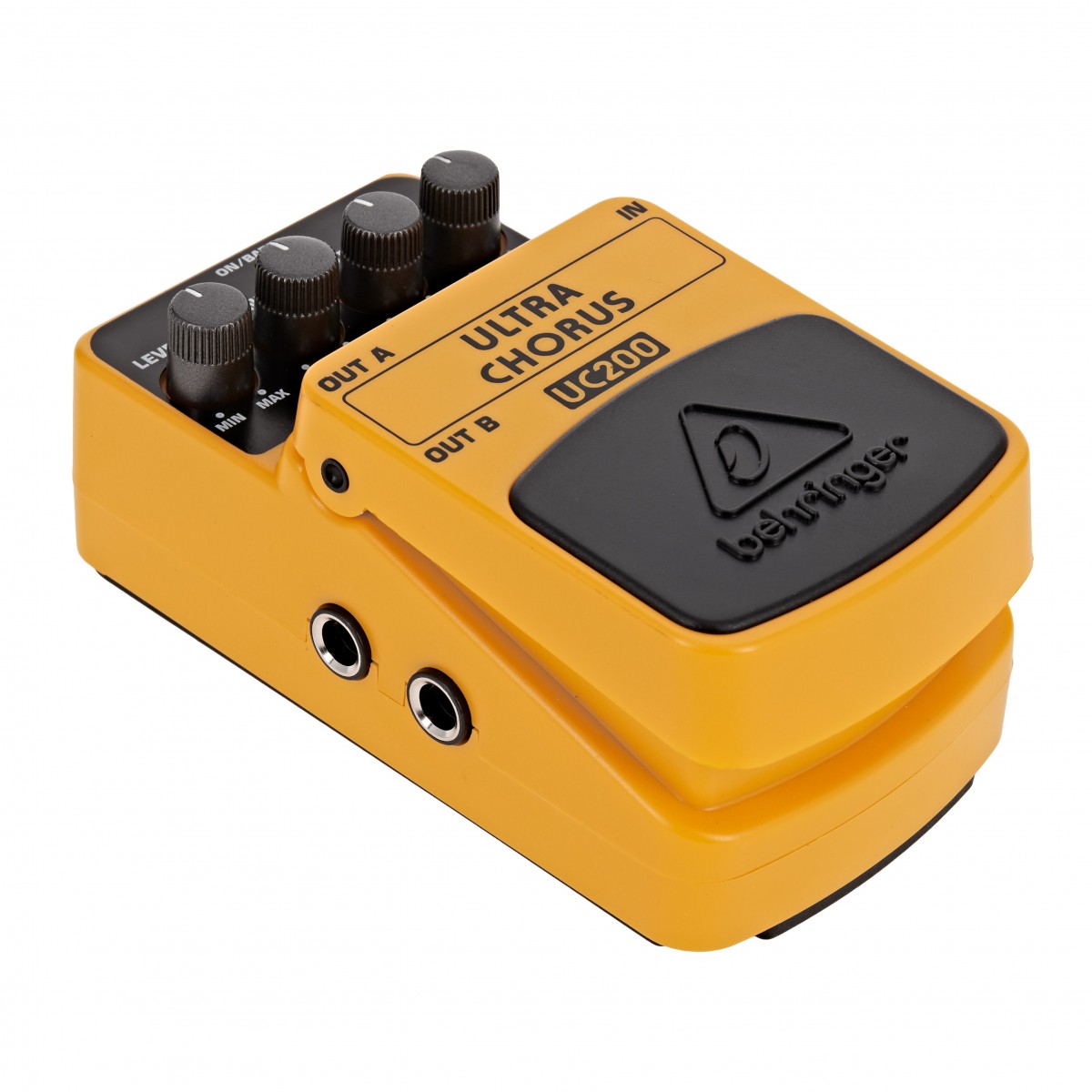 Behringer UC200 Ultra Chorus Pedal - Image 3
