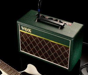 Vox Pathfinder 10W Combo in British Racing Green - Image 2