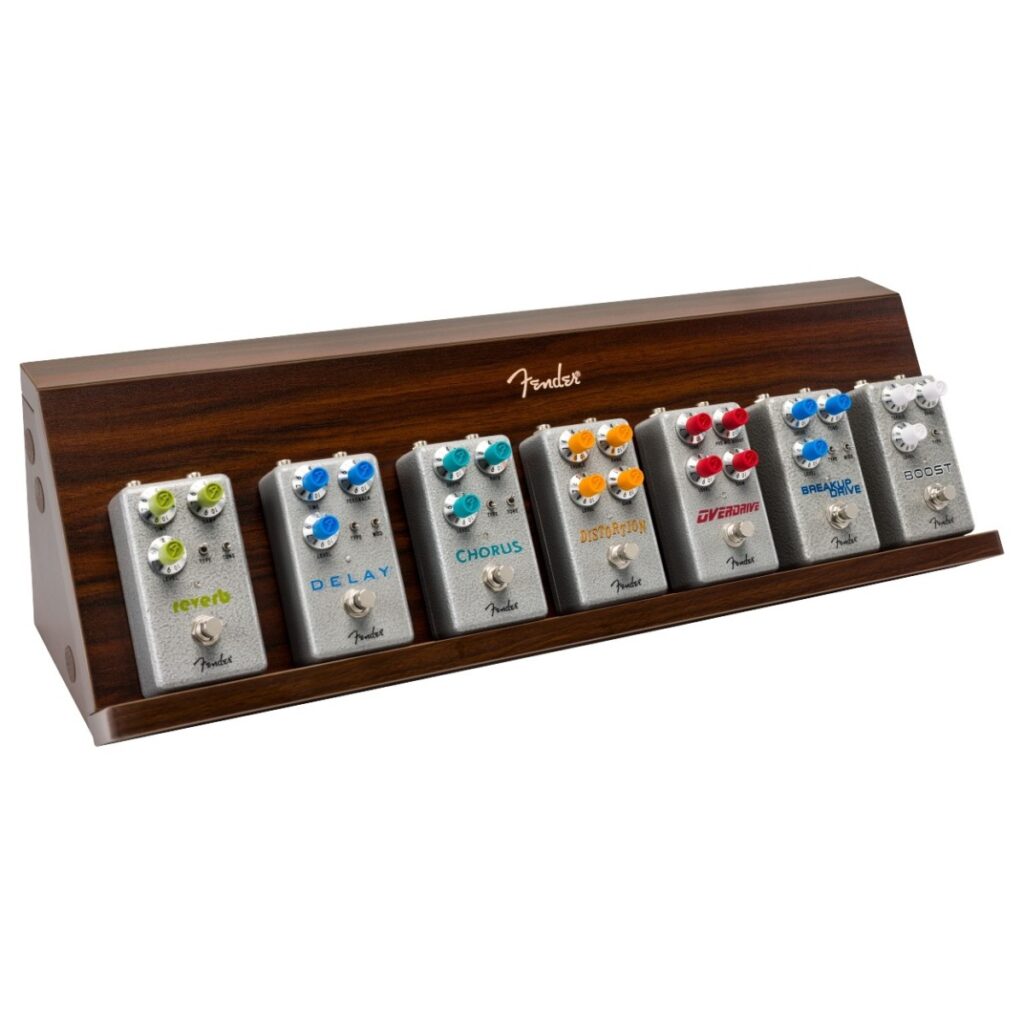 Fender Deluxe Wooden Pedal Shelf