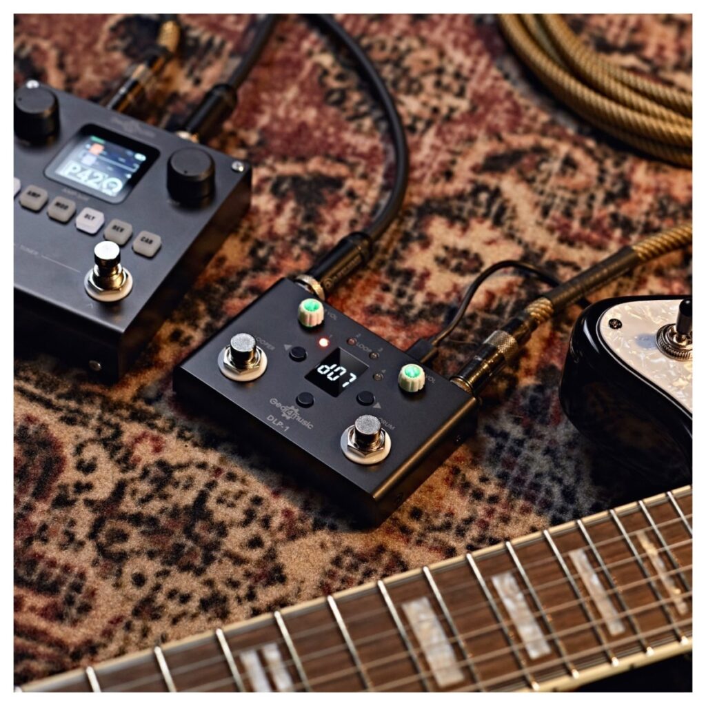 Drum and Looper Pedal by Gear4music